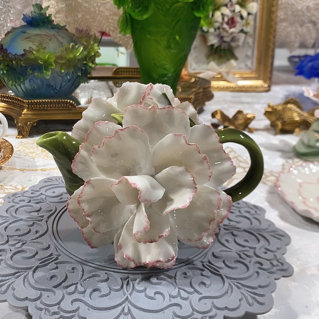 摆件骨瓷康乃馨花壶礼盒装