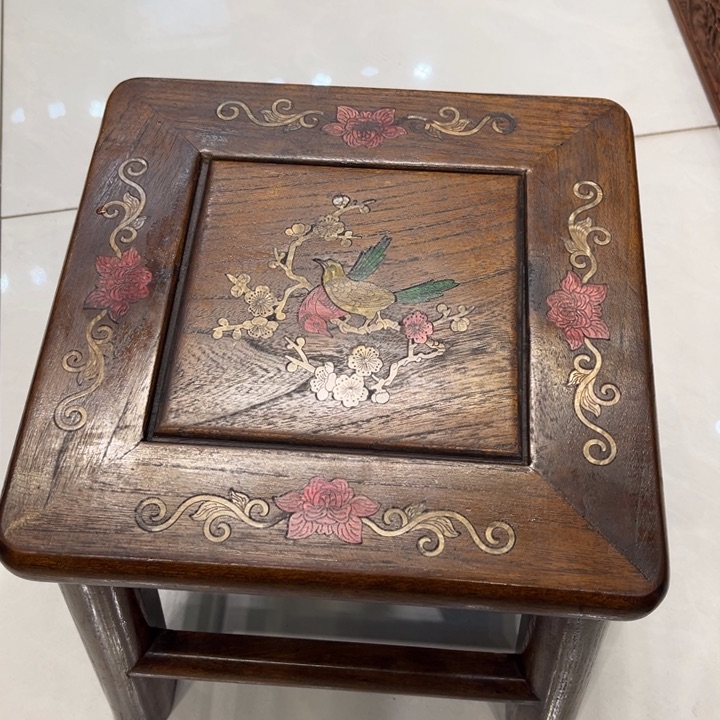 木喜鹊登梅富贵凳
