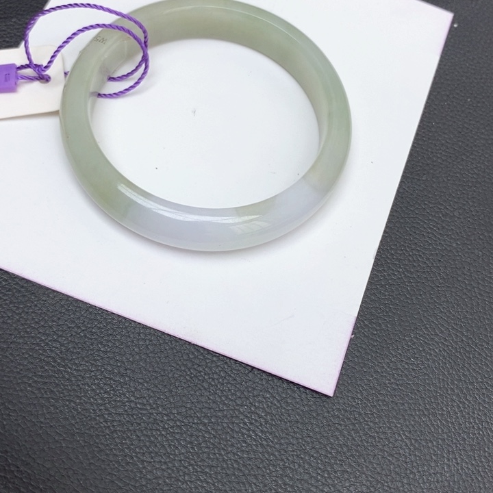 翡翠手镯未镶嵌?****耐54圈口