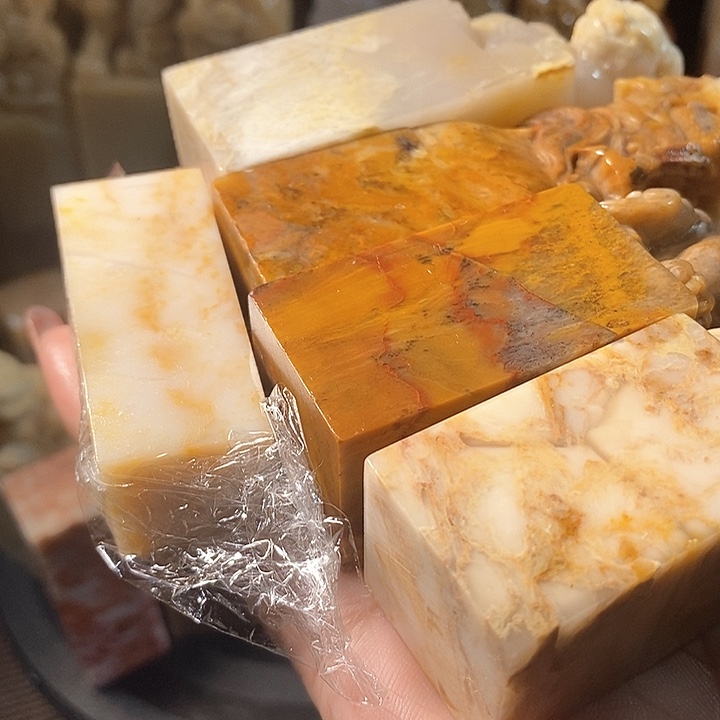 巴林石印石品****香巴林石雕刻工艺品