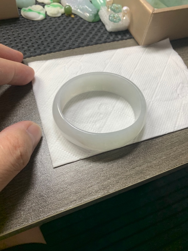 天然翡翠A货 宽版贵妃 50.3圈 童镯 白冰糯冰种 水头足