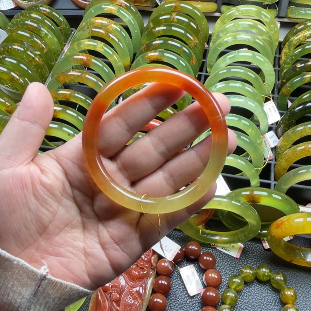 未镶嵌蛇纹石玉手镯