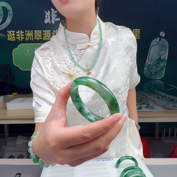 石英质玉手镯合金