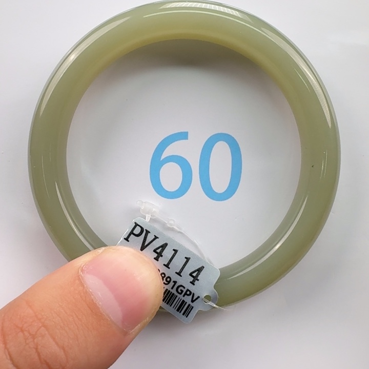 我***了和田玉未镶嵌手镯