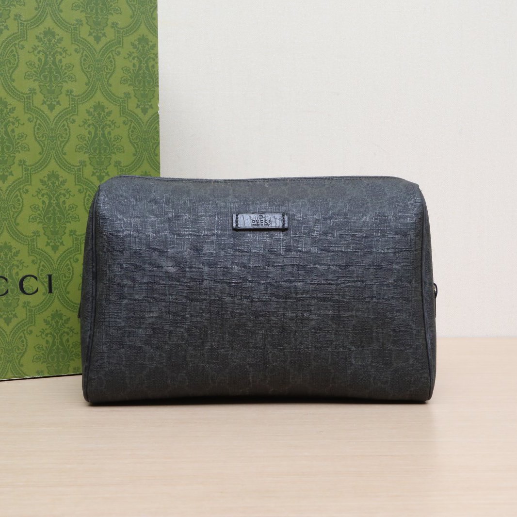 95新 GUCCI/古驰 小花Jerry活动黑色 PVC GG 手拿包 化妆包