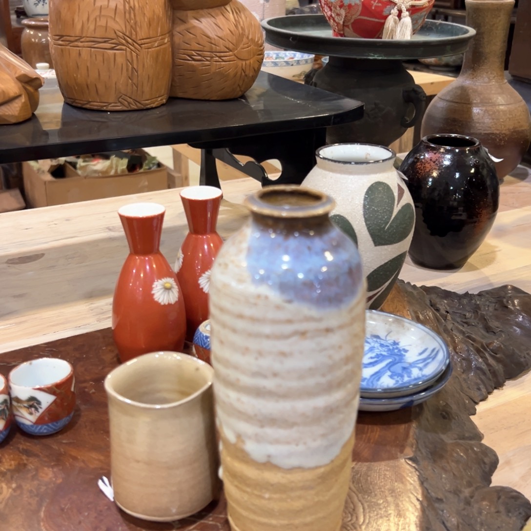 花器及其制作材料均由传统制作