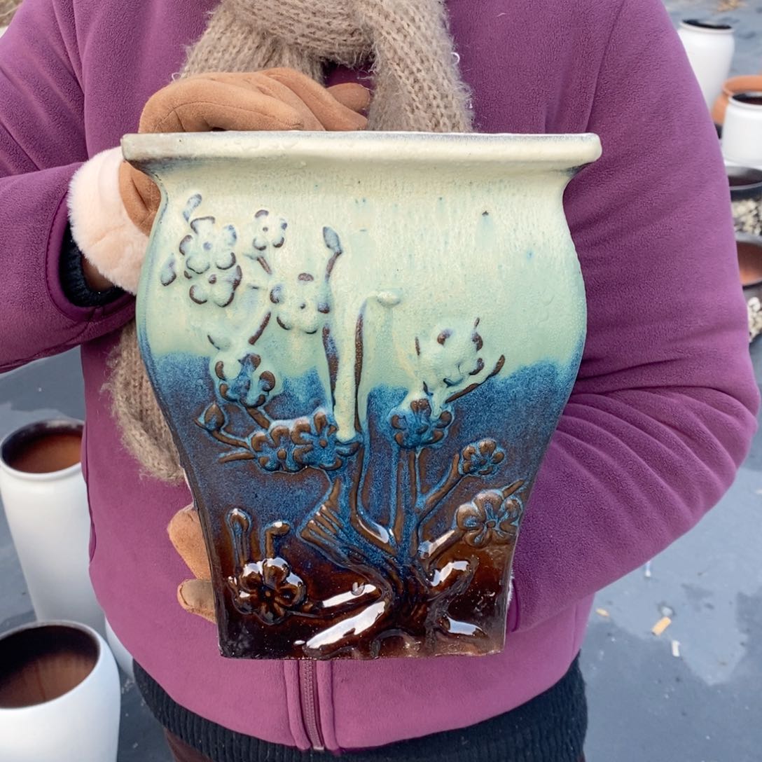 红陶口20高23～～《