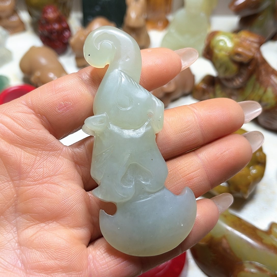 白玉菩提吊坠白玉菩提吊坠