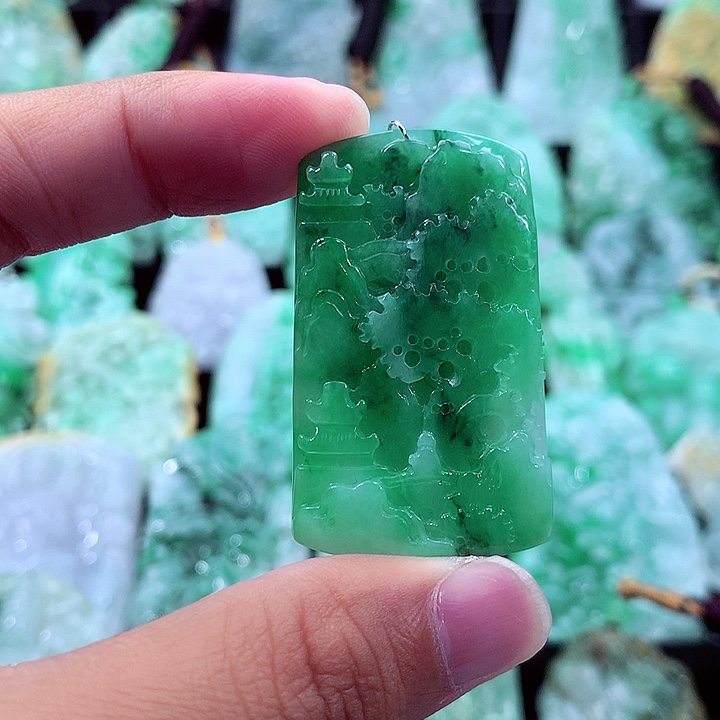 翡翠未镶嵌吊坠(不含链)