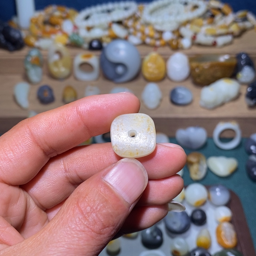 和田玉吊坠(不含链)未镶嵌