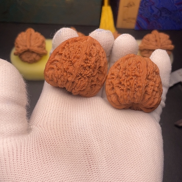 文玩核桃吊坠南疆