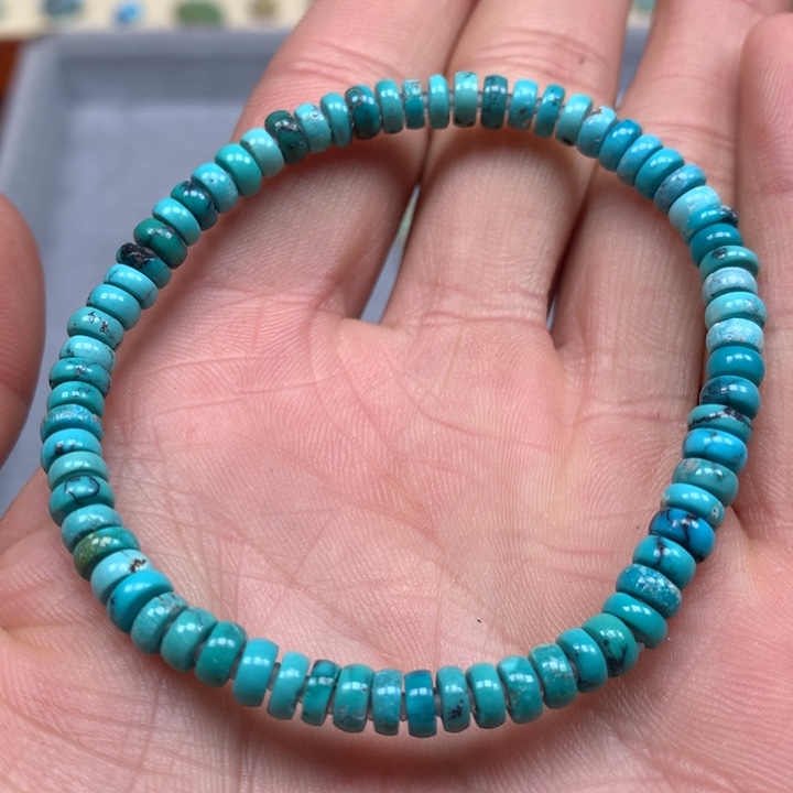 绿松石配饰未镶嵌