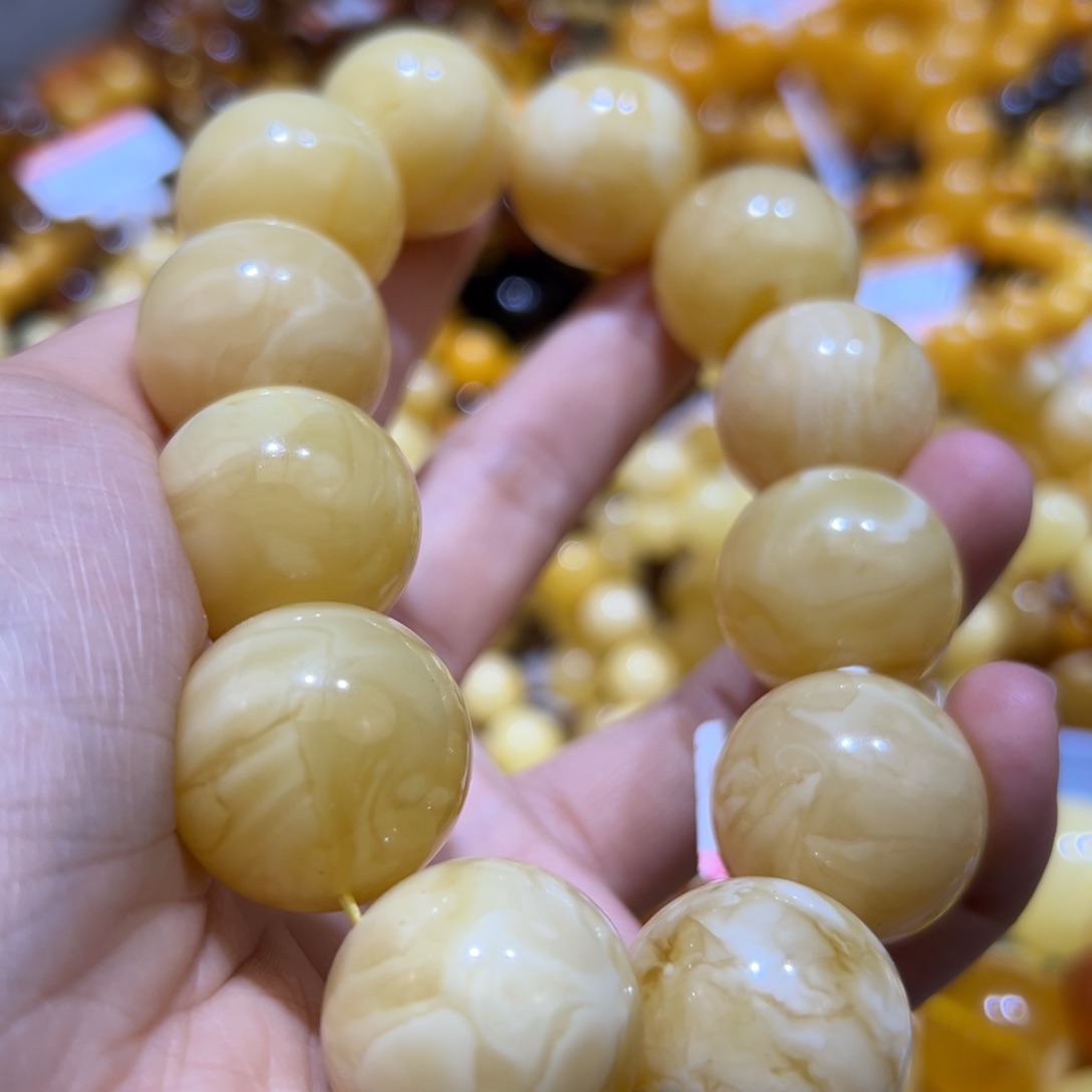 琥珀珠宝奇石未镶嵌