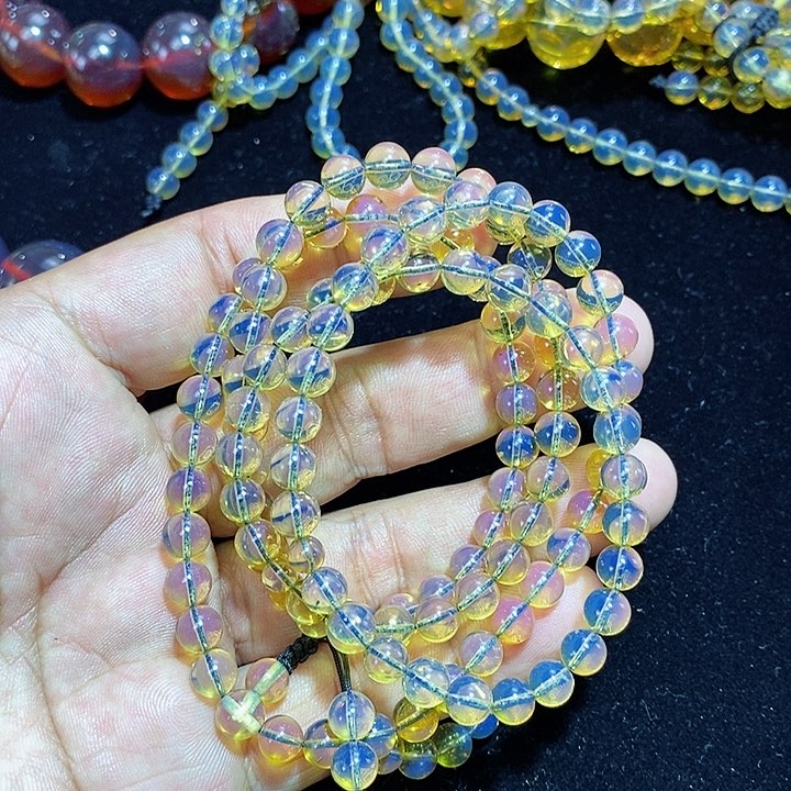 琥珀颈饰未镶嵌喃**蘼一