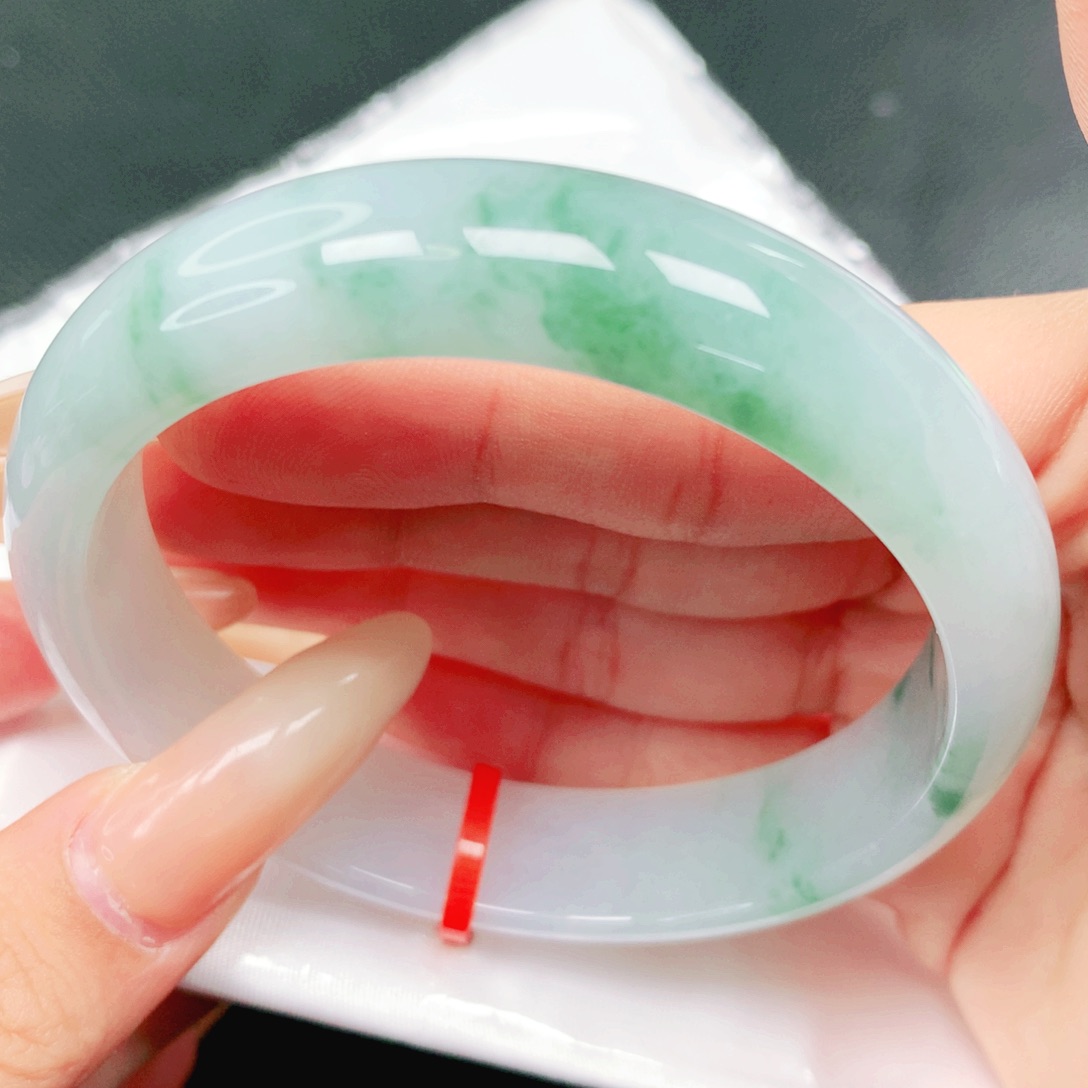 翡翠未镶嵌手镯60