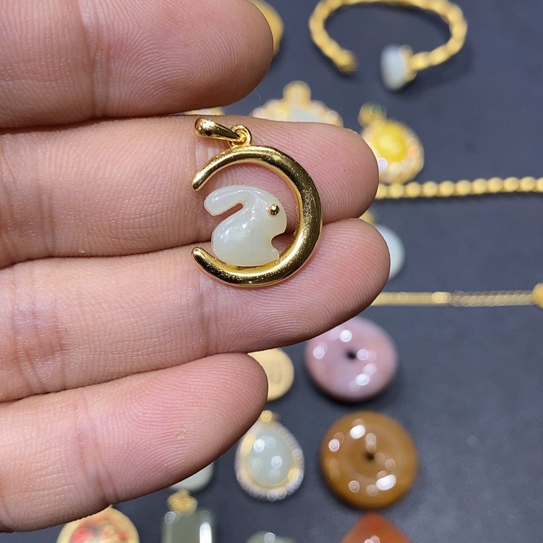 和田玉银S925镀金镶嵌颈饰