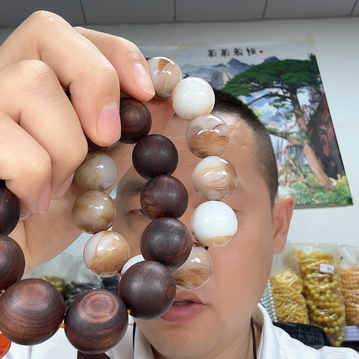 非洲紫檀（红花梨）77卡20