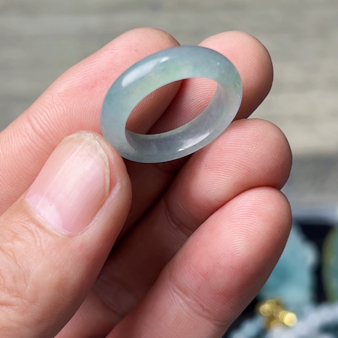 定制翡翠未镶嵌圈口17号