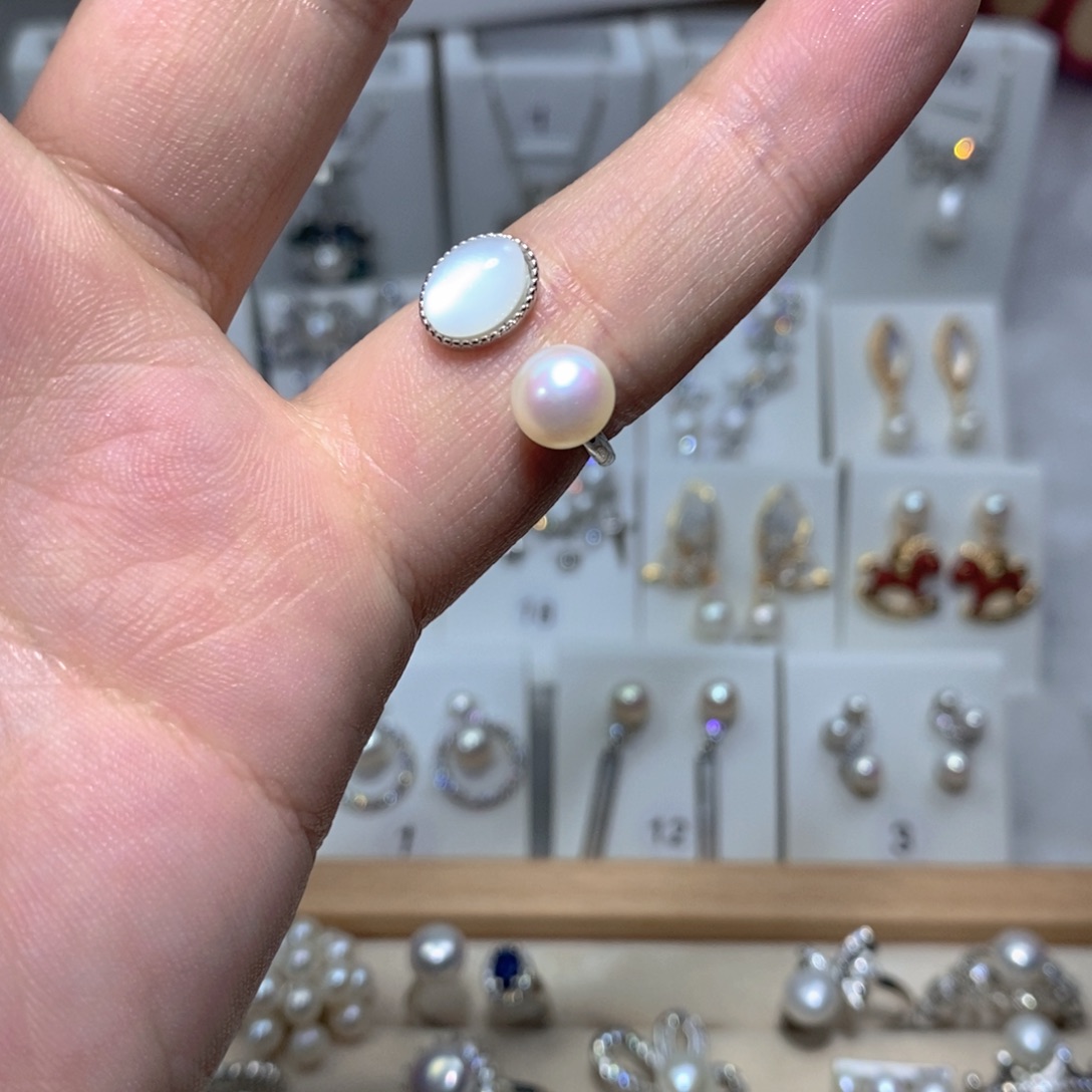 银S925镶嵌耳饰淡水珍珠