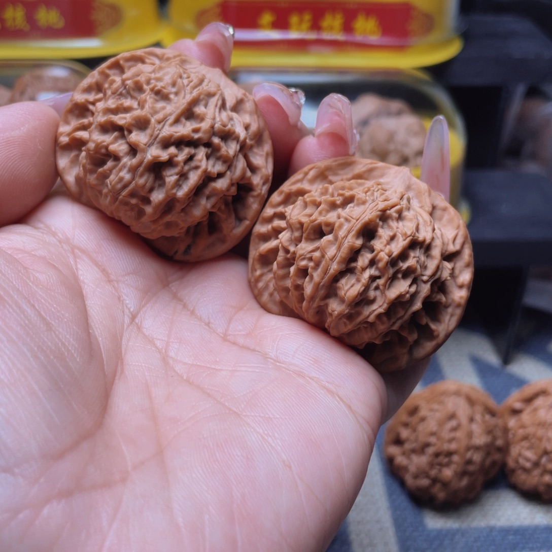 文玩核桃吊坠43盘龙纹文玩