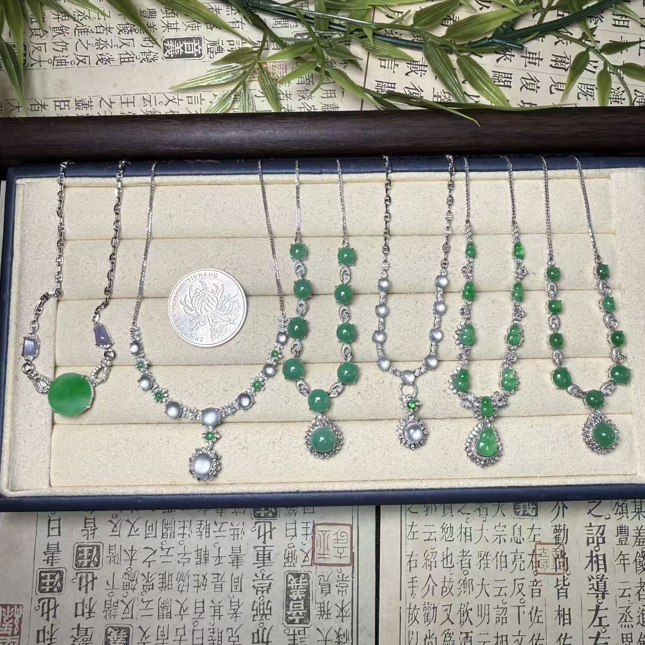 思懿珠宝  18k翡翠项链吊坠-13800-1-ZGM-多样性发一