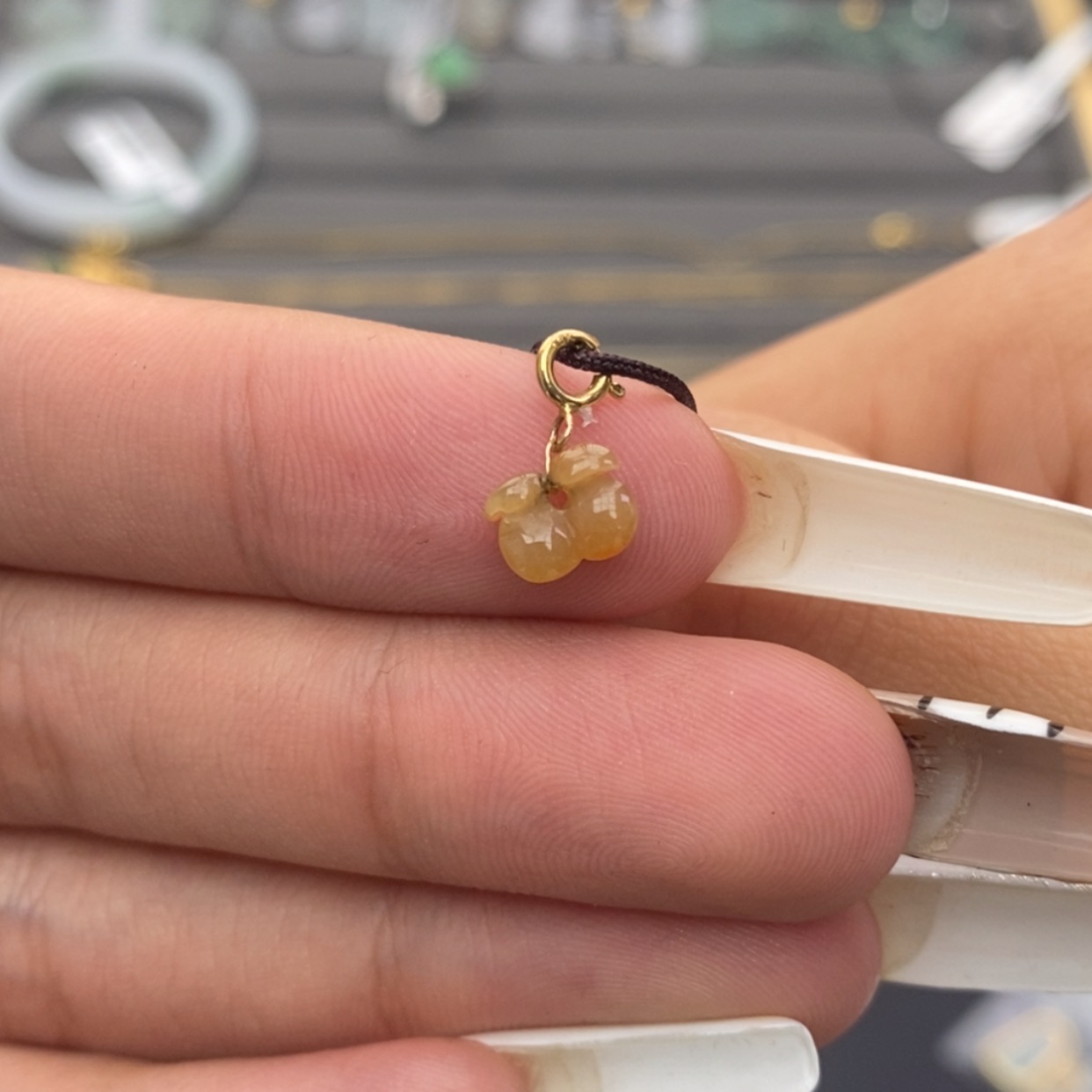【闪购商品】颈饰18K金镶嵌翡翠