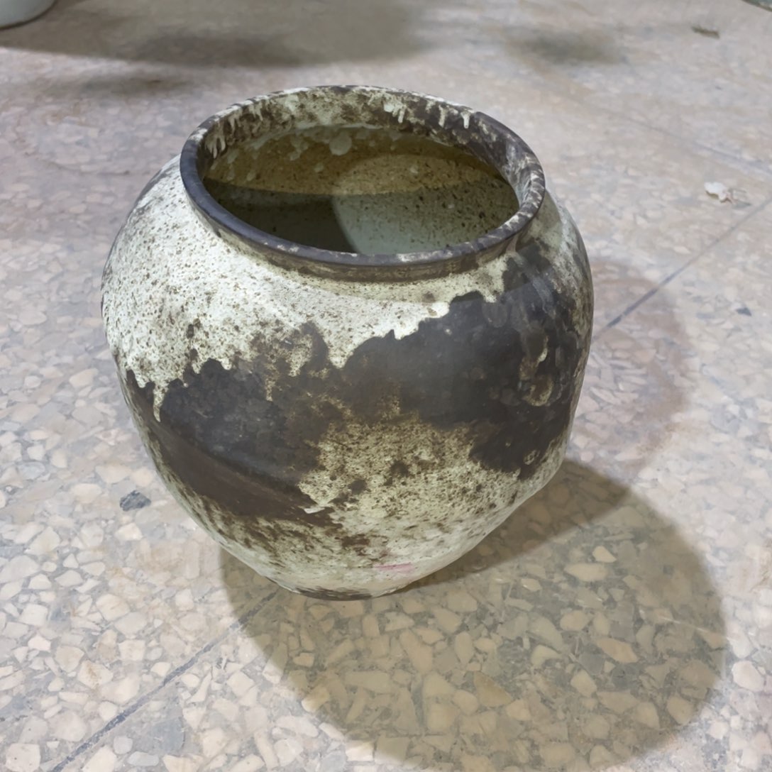 陶瓷高度23厘米口径13厘米