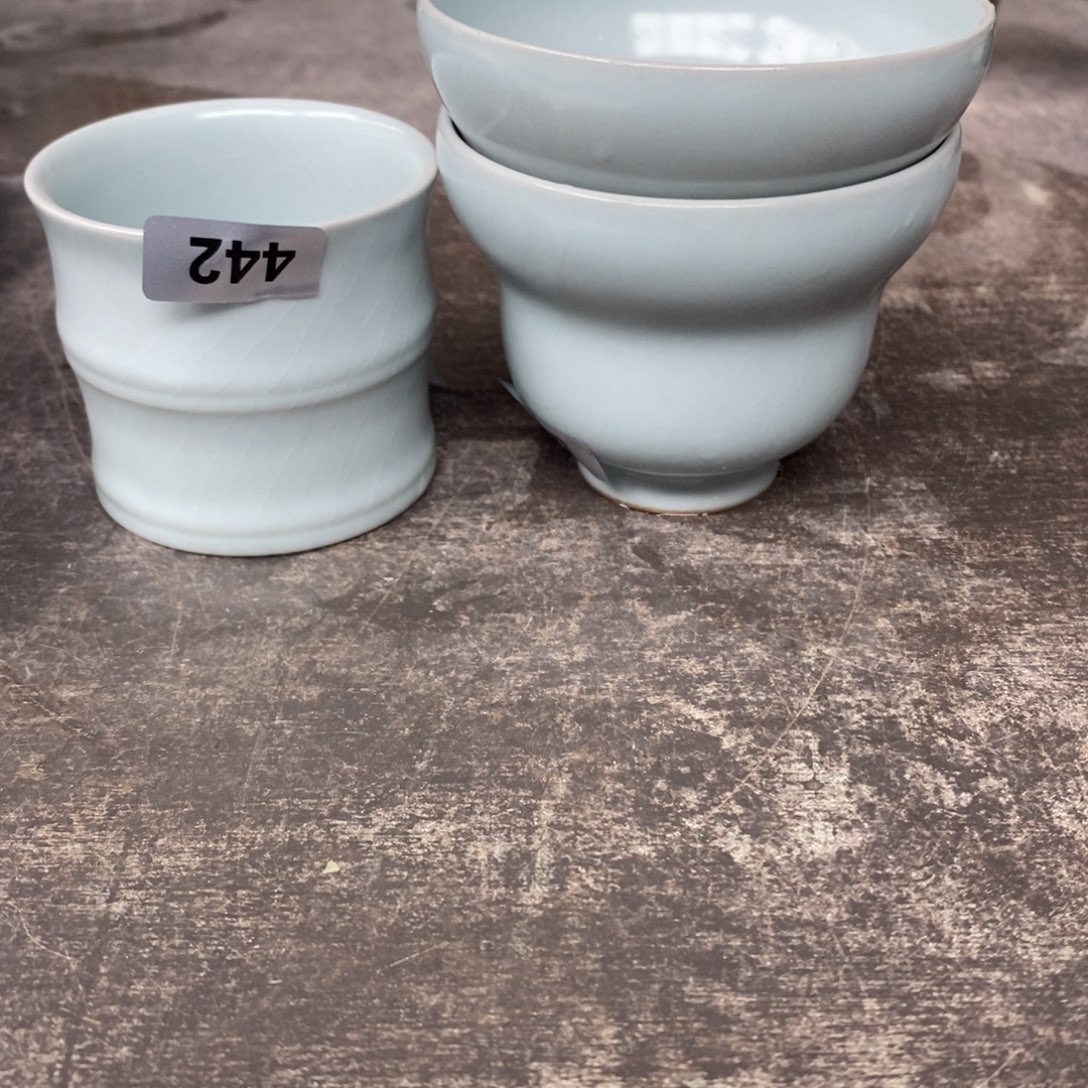 小***满摆件陶瓷抱朴瓷器仿古微蝦