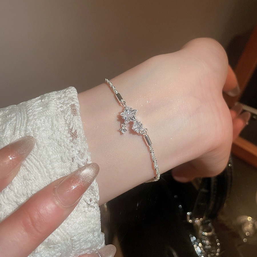 纯铜玻璃手链 Look 波光粼粼五角星星锆石手链女款轻奢镶钻设计感