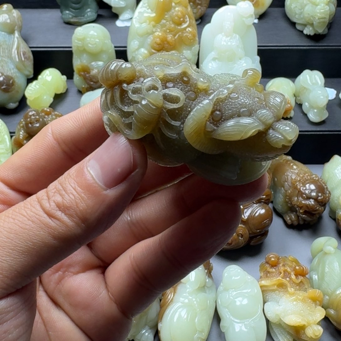 和田玉挂件未镶嵌