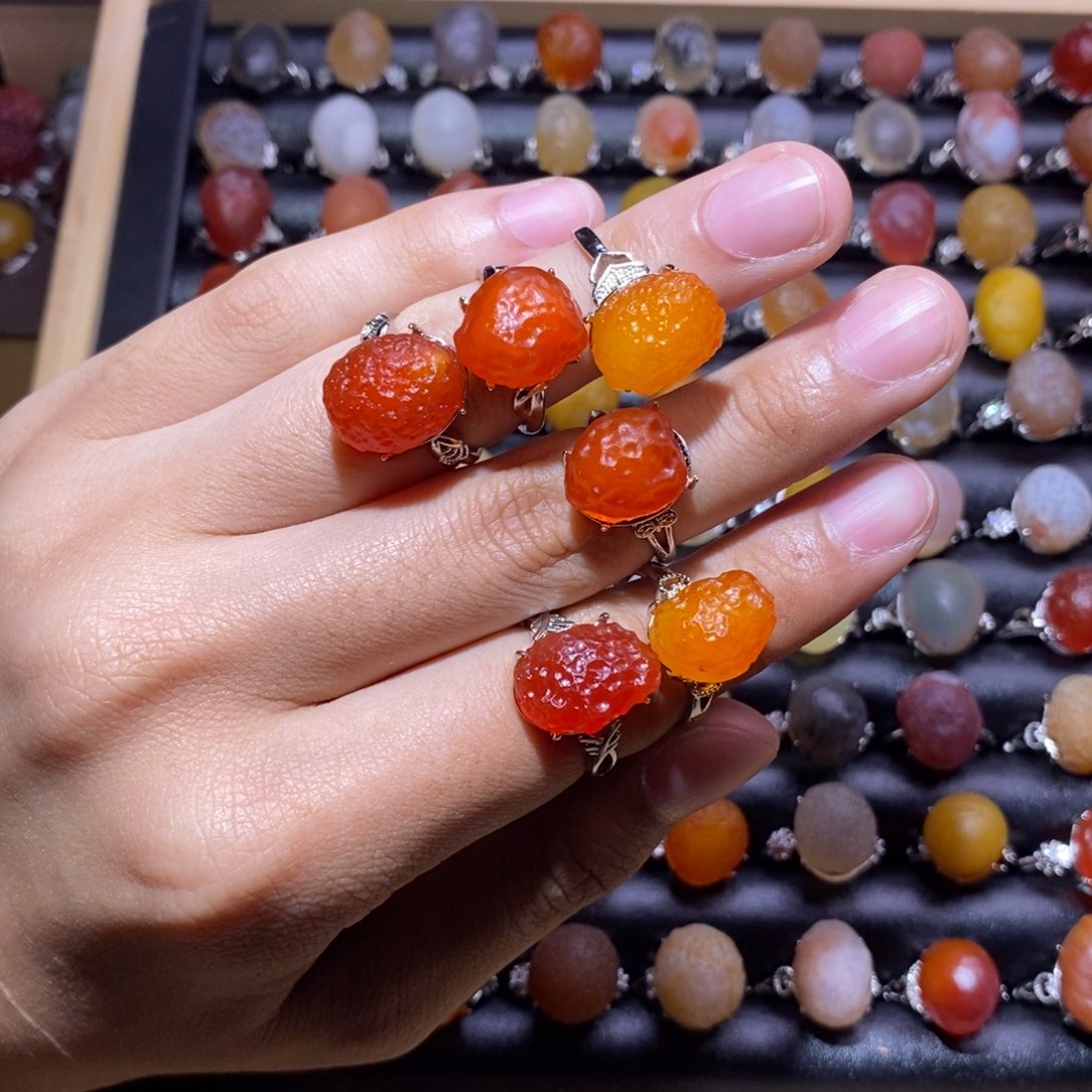 木***牛玛瑙/玉髓合金戒指