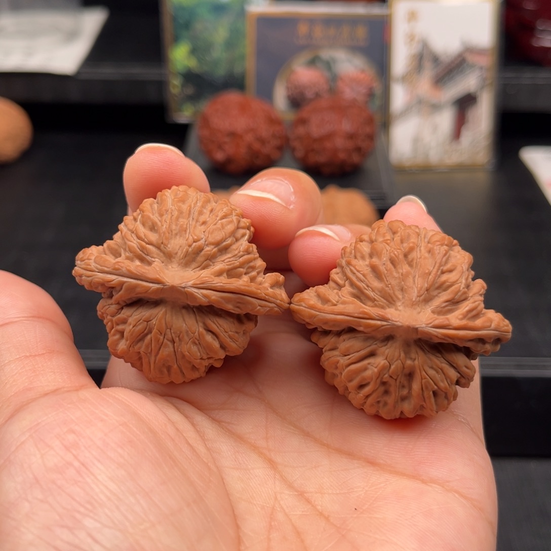 【闪购商品】吊坠文玩核桃平谷一代四座楼41