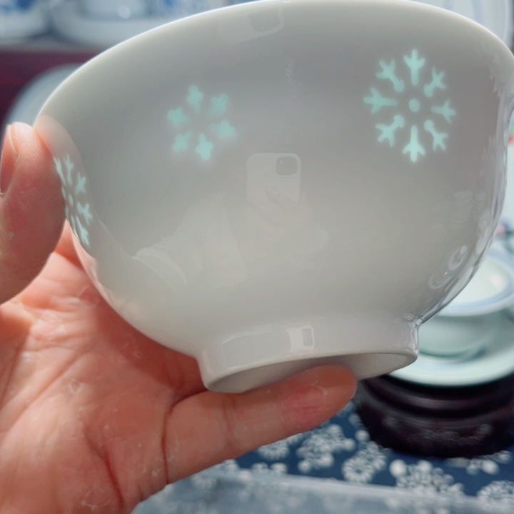 青花玲珑5寸饭碗雪花雕刻