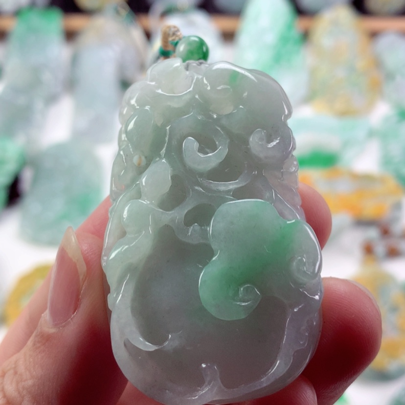 【闪购商品】翡翠吊坠(不含链)未镶嵌