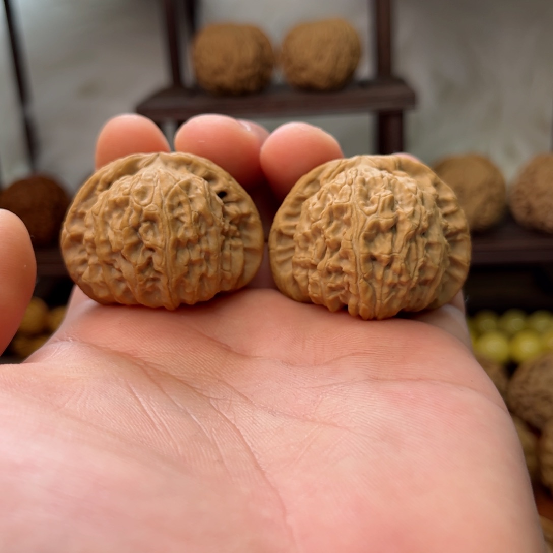 文玩核桃吊坠39全品白狮子