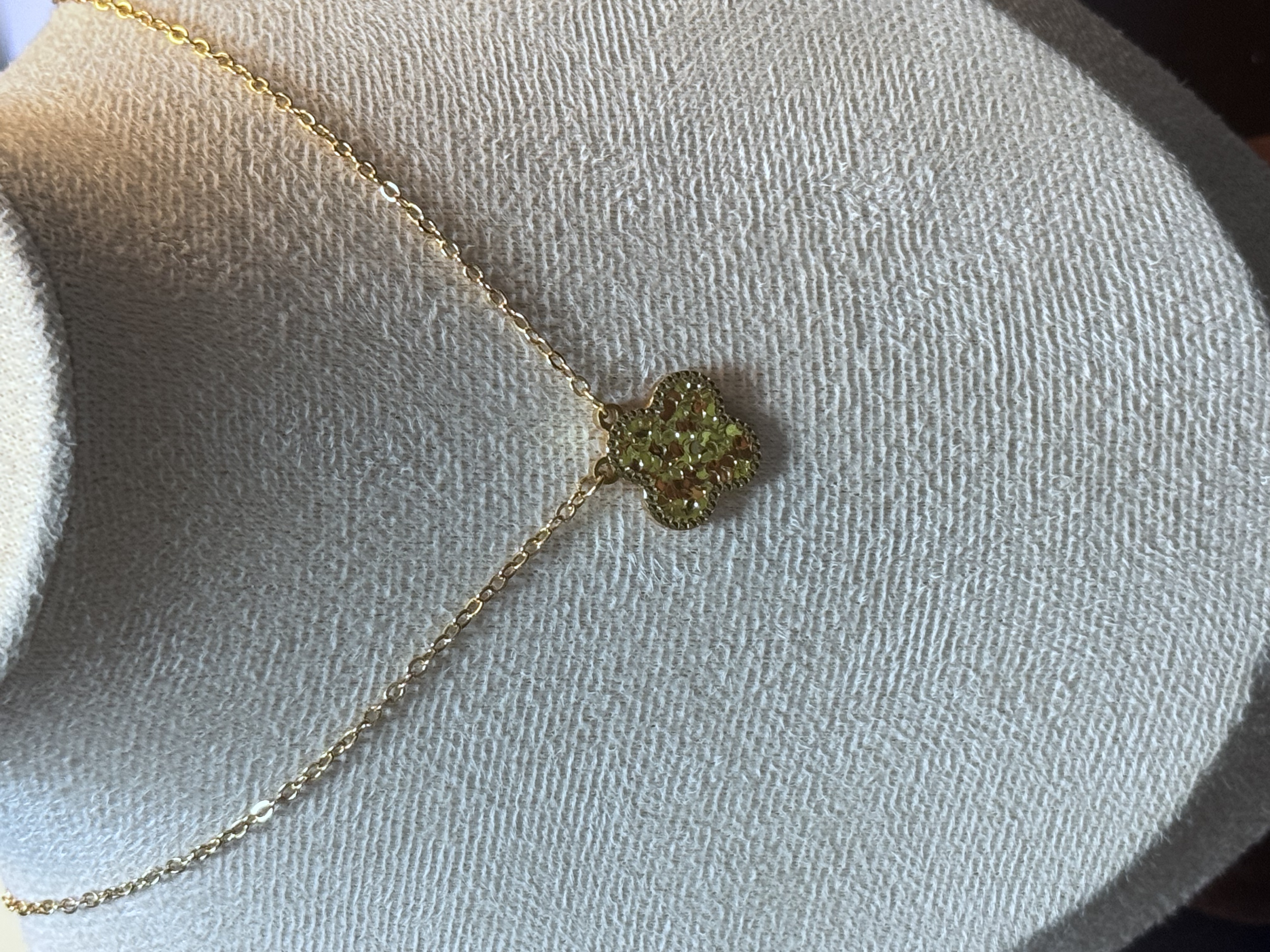 【曼曼好物】四叶草碎碎冰项链