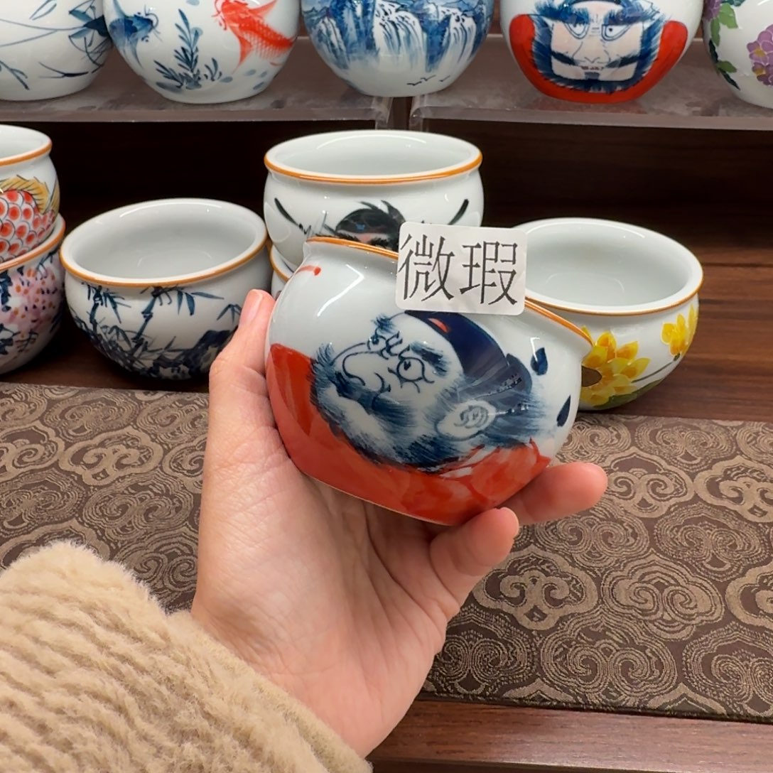 釉下手绘茶具微瑕