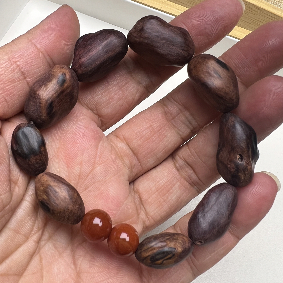 海南黄花梨老料随形手串女款