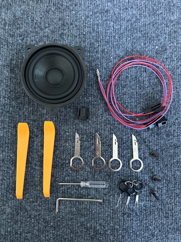 迈腾CC原厂哈曼卡顿 中置喇叭 原厂全新正品 （送全套安装工具）