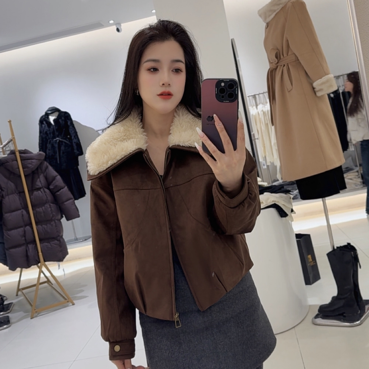 （刘敏服装）56803款大翻领毛领白鸭绒女冬季加厚宽松保暖羽绒