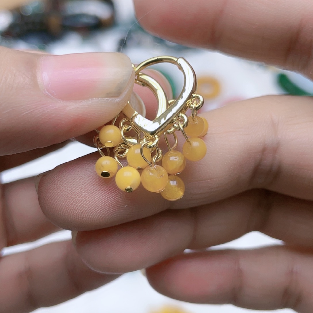 【闪购商品】琥珀未镶嵌耳饰