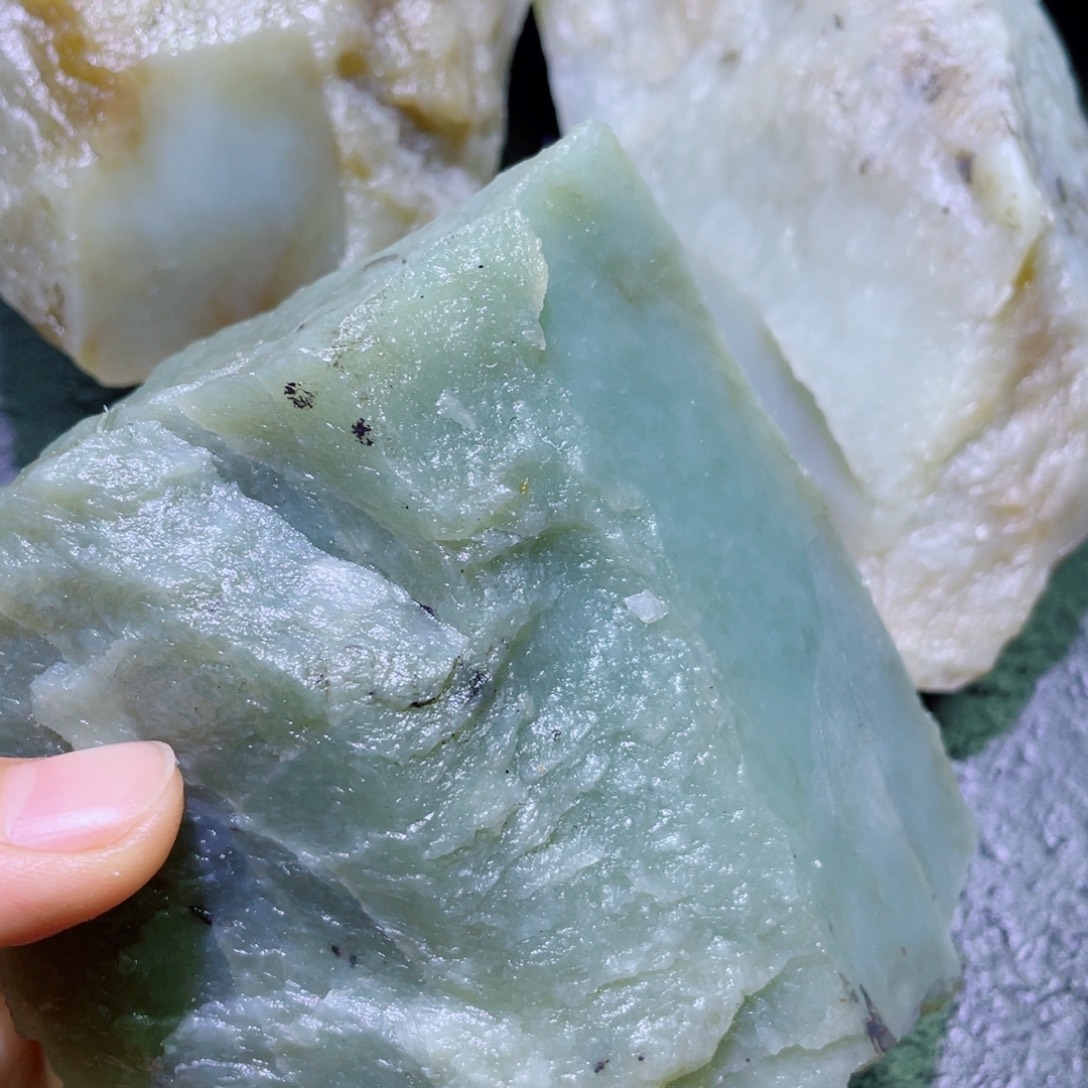 和田玉未镶嵌珠宝半成品