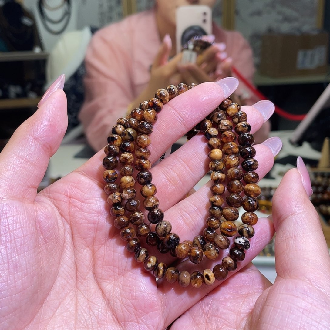 未镶嵌琥珀裸石抚顺琥珀6+满蜜蜡