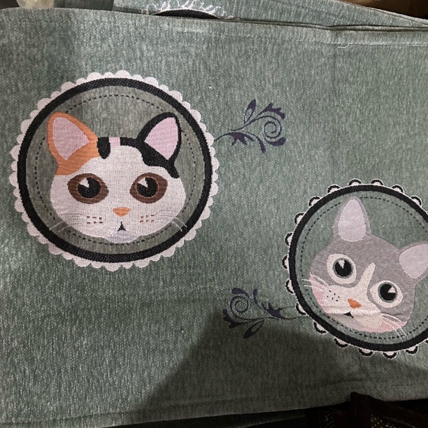 百货 1481 绿色猫咪图地垫（45x150左右）