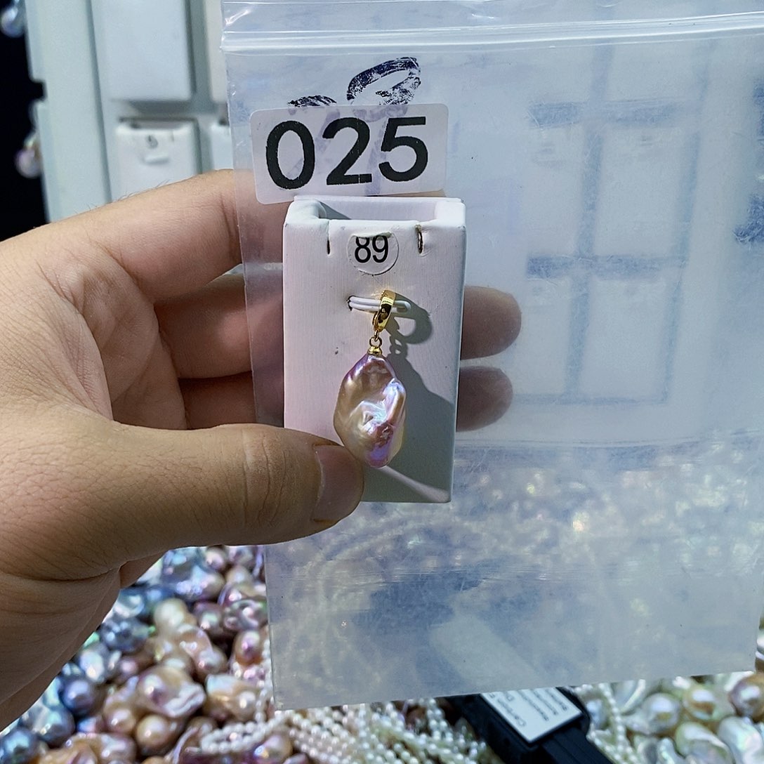 淡水珍珠合金颈饰