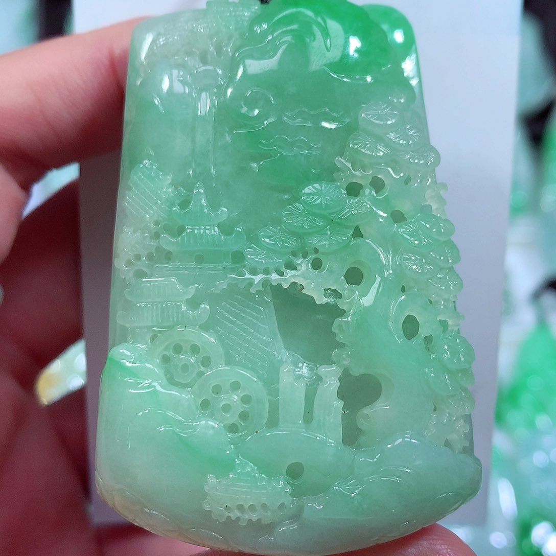 翡翠颈饰未镶嵌缅甸翡翠