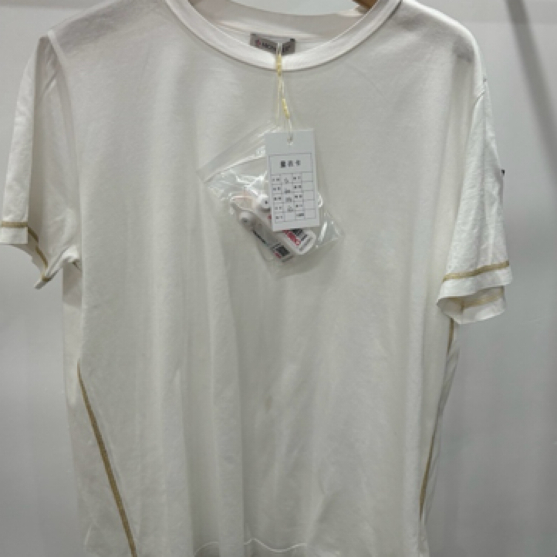 95新 MONCLER 纯白短袖/S码/A02326