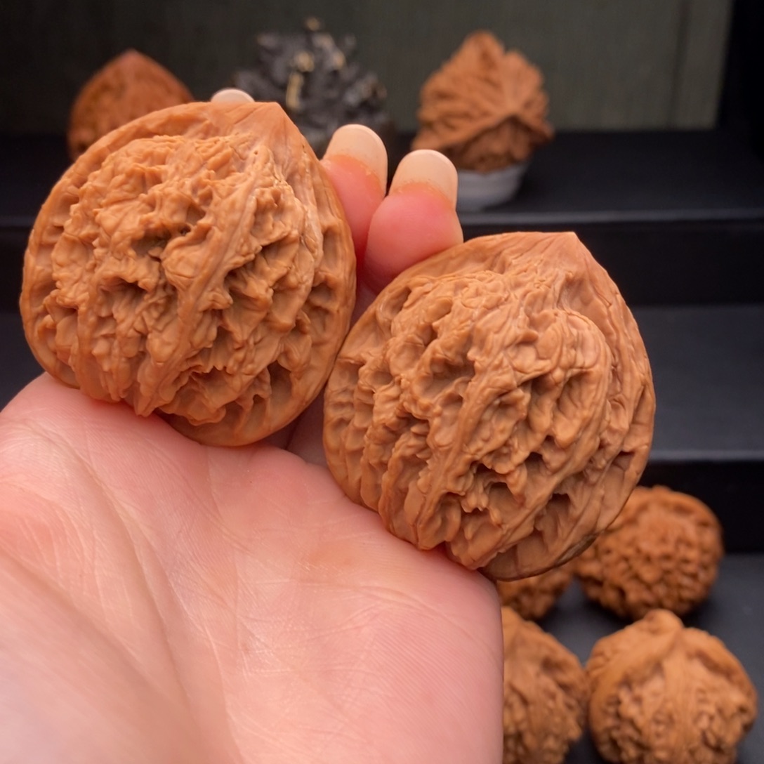 文玩核桃把件九龙筋42.8