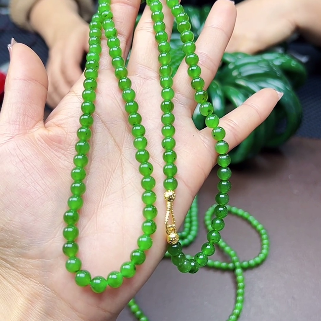 和田玉（碧玉）未镶嵌颈饰卡6