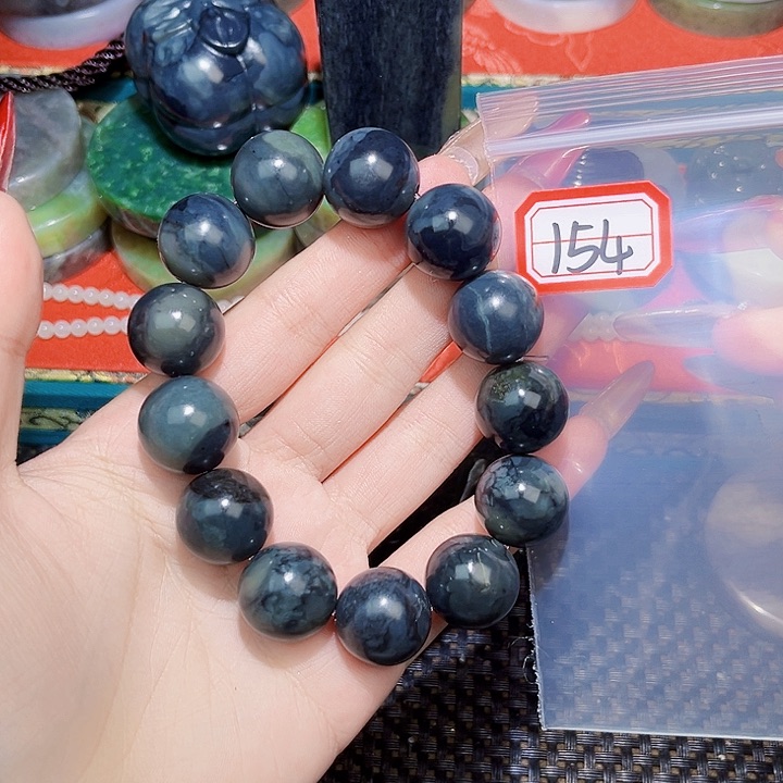 和田玉和田玉边角料随机发未镶嵌